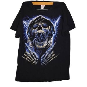 Vintage Grunge Goth Punkrock Skull Graphic Tee